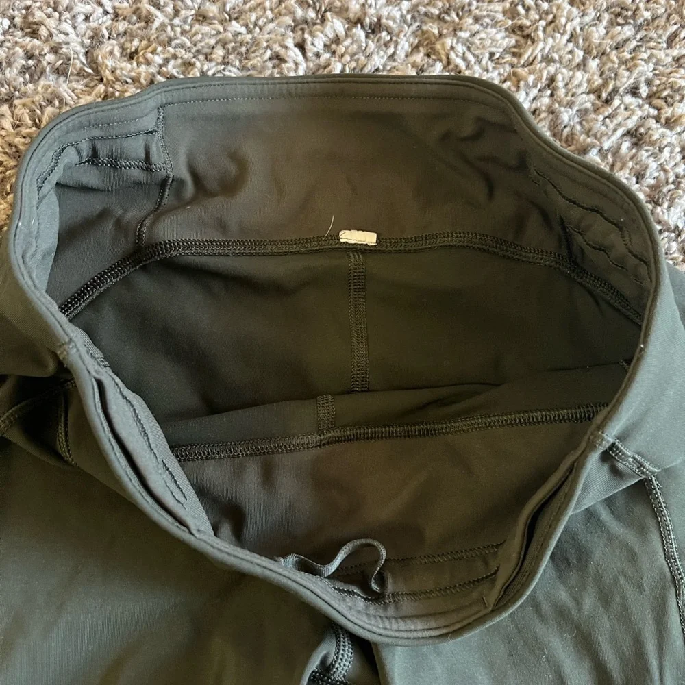 Lululemon leggings - Picture 6 of 7